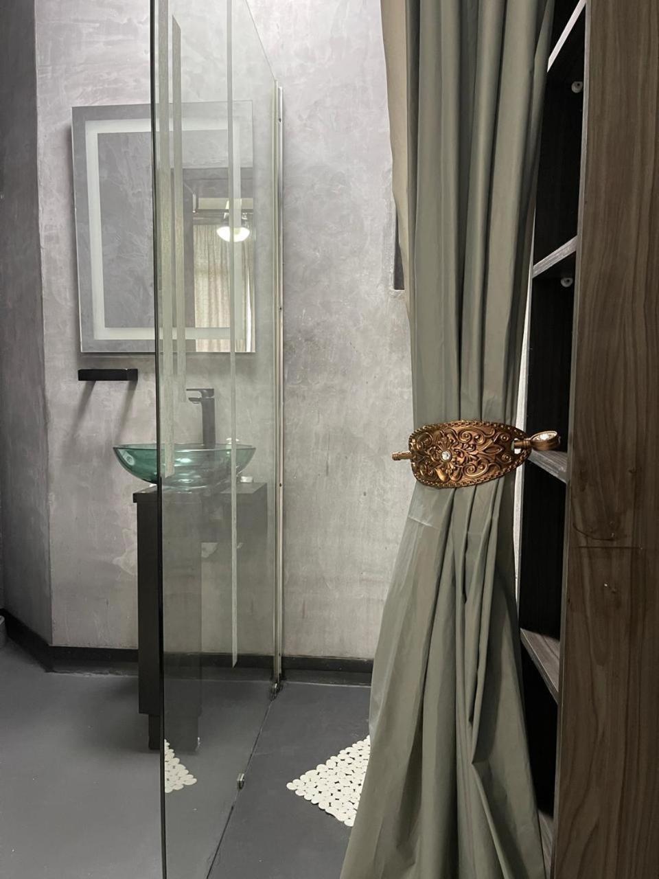 Eagle Wings 호텔 마게이트 외부 사진